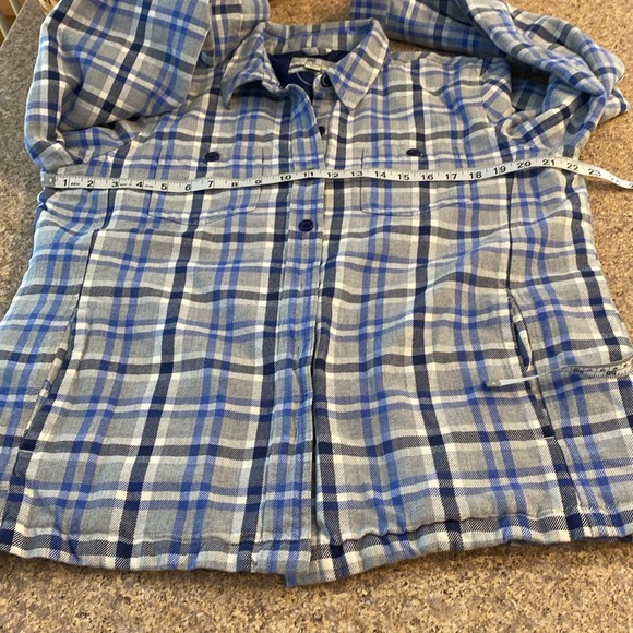 L.L. Bean Plaid Shacket Shirt Jacket Quilted Lining Button Up Primaloft Large - Picture 4 of 16